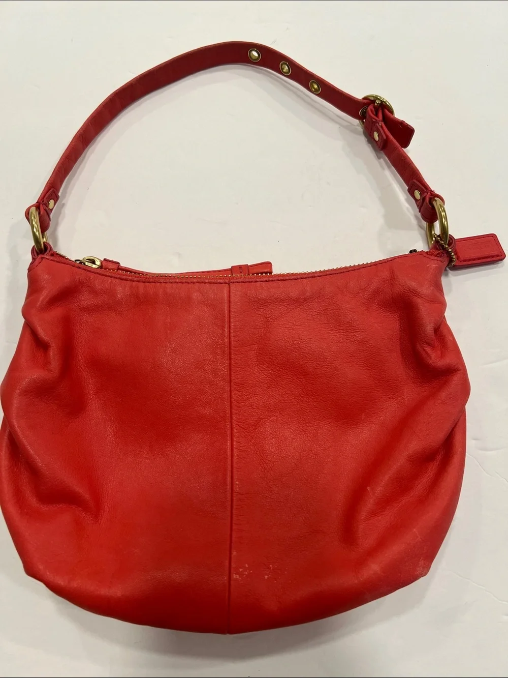 Coach vintage Red Leather Shoulder Bag with Gold Hardware
